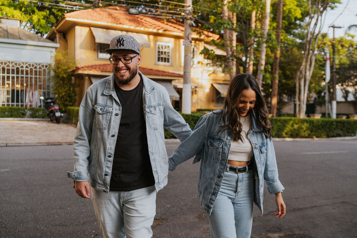 pre-wedding, wedding, ensaio fotográfico, ensaio de foto, ensaio de casal, ensaio fotografico casal, foto de casal, ensaio urbano, ensaio externo, ensaio fotográfico urbano, pré-wedding urbano