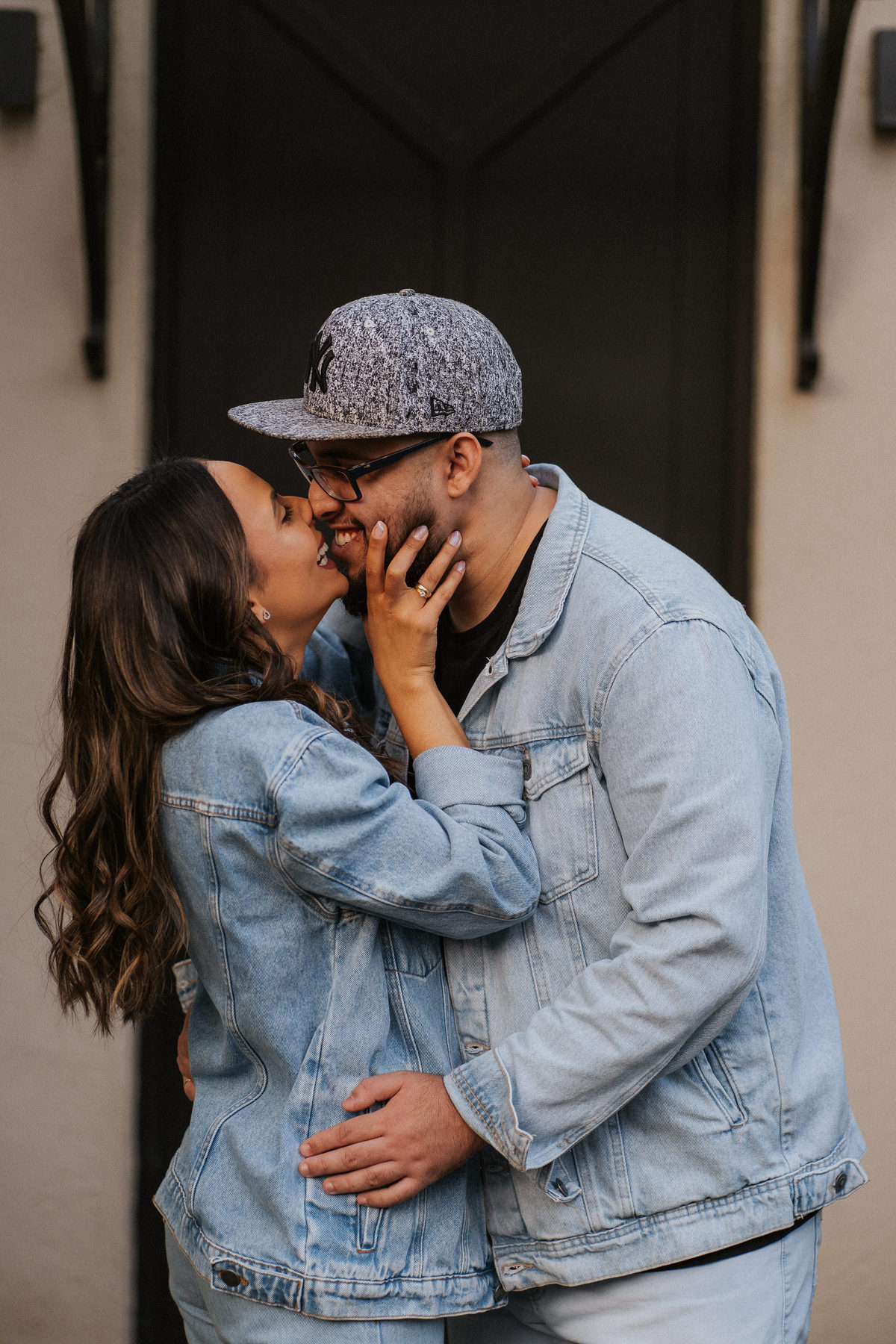 pre-wedding, wedding, ensaio fotográfico, ensaio de foto, ensaio de casal, ensaio fotografico casal, foto de casal, ensaio urbano, ensaio externo, ensaio fotográfico urbano, pré-wedding urbano