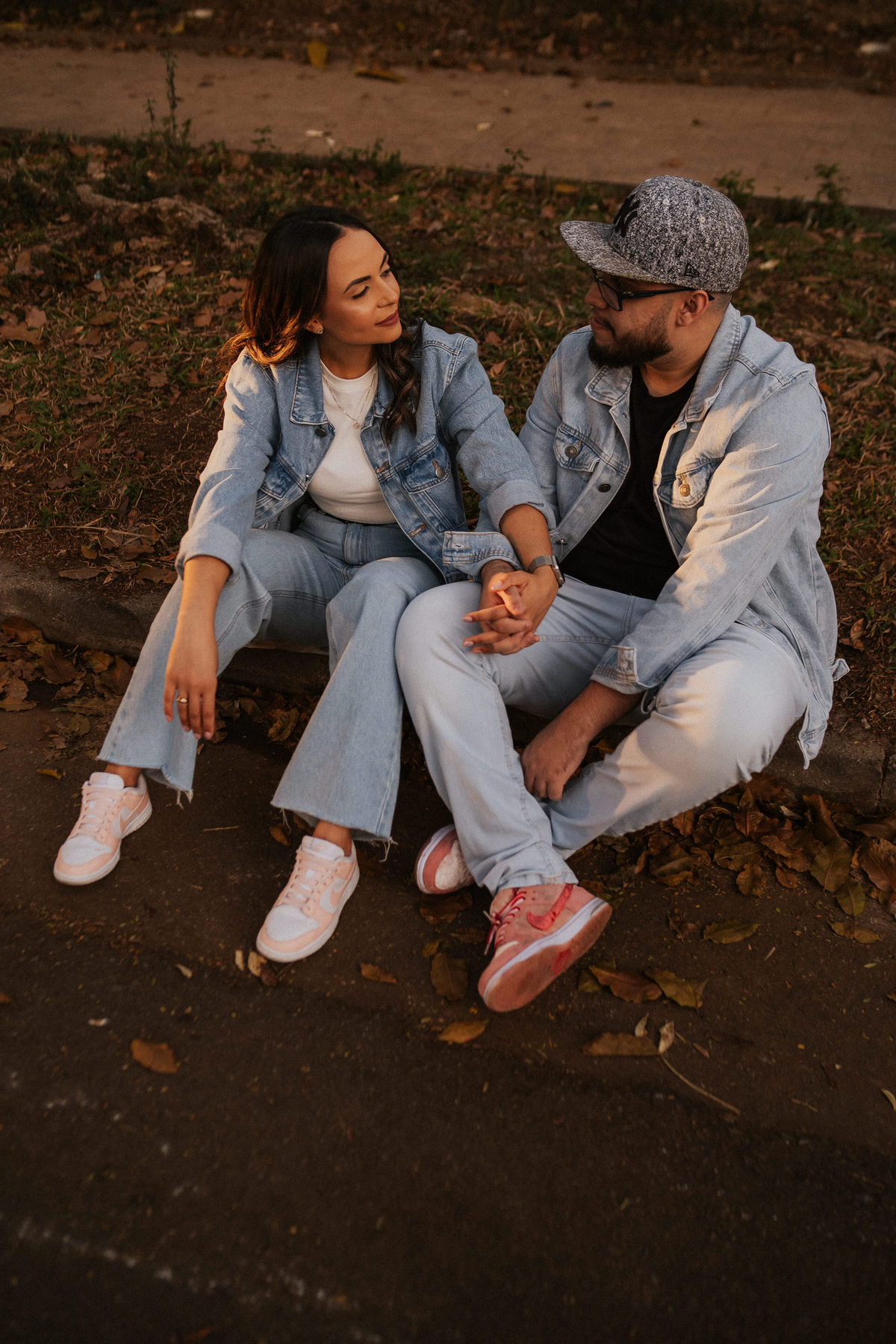 pre-wedding, wedding, ensaio fotográfico, ensaio de foto, ensaio de casal, ensaio fotografico casal, foto de casal, ensaio urbano, ensaio externo, ensaio fotográfico urbano, pré-wedding urbano