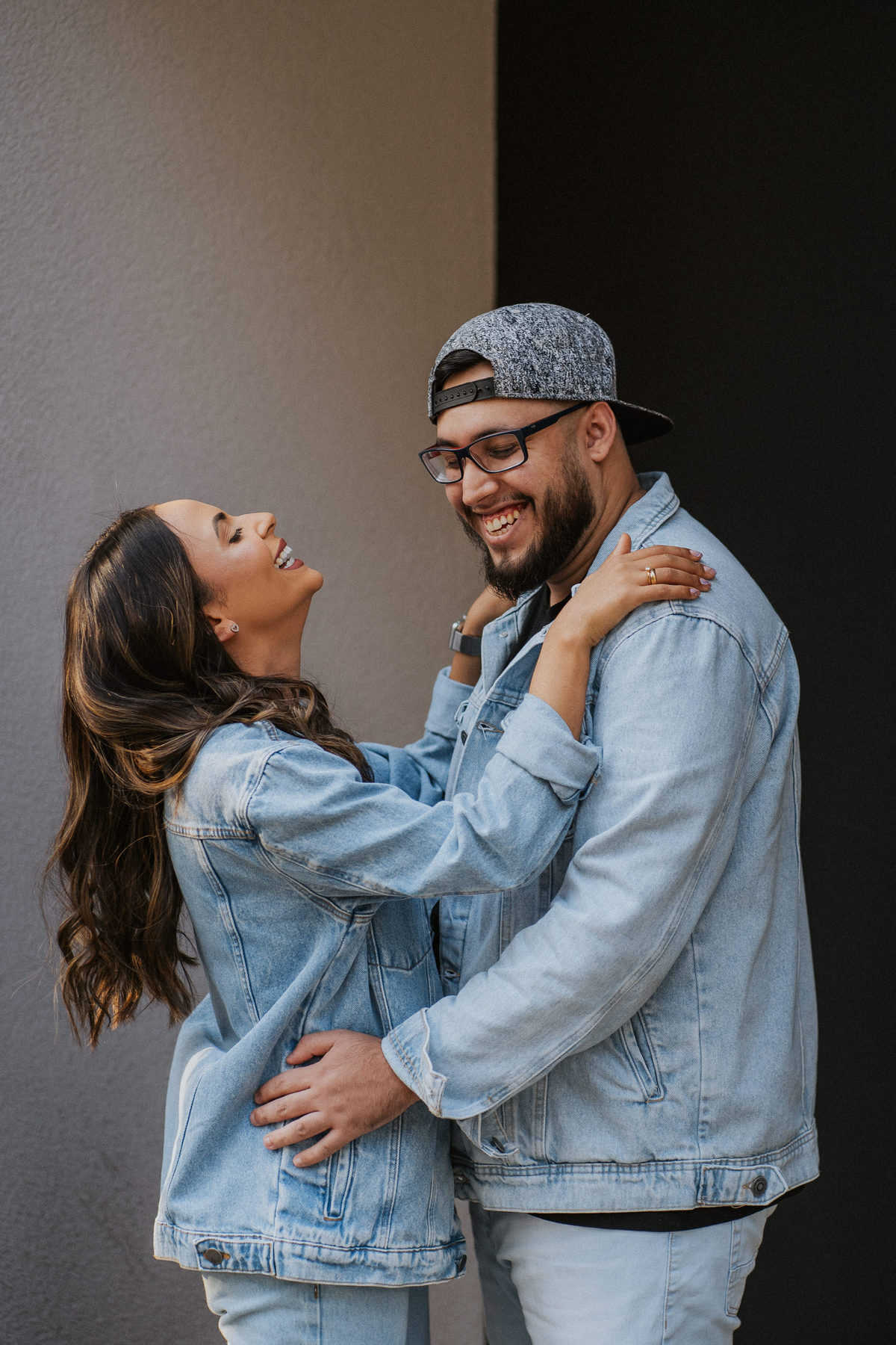 pre-wedding, wedding, ensaio fotográfico, ensaio de foto, ensaio de casal, ensaio fotografico casal, foto de casal, ensaio urbano, ensaio externo, ensaio fotográfico urbano, pré-wedding urbano