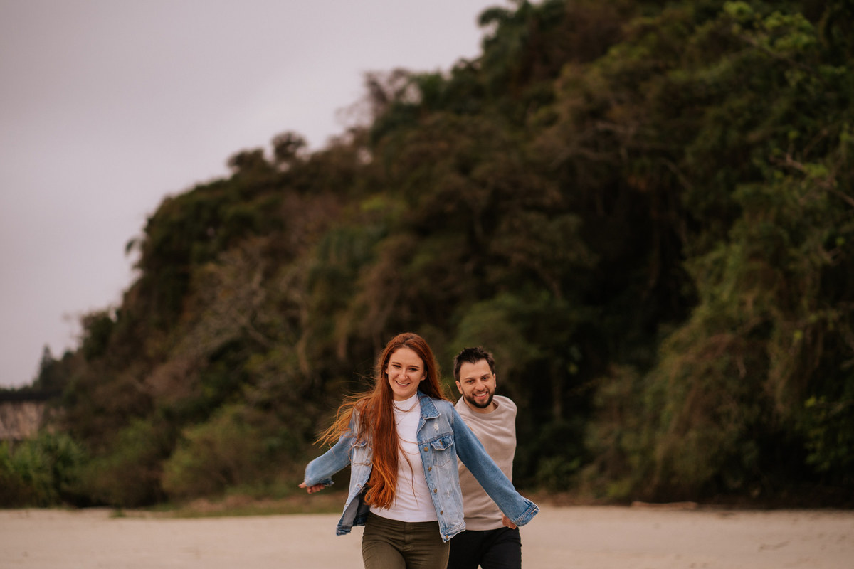 pré-wedding, wedding, ensaio fotográfico, ensaio de foto, ensaio de casal, ensaio fotográfico casal, foto de casal, ensaio externo, ensaio fotográfico na praia, pré-wedding na praia
