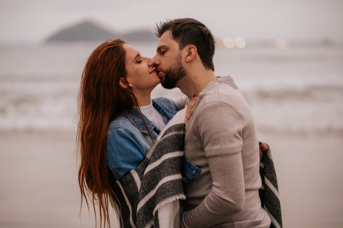 pré-wedding, wedding, ensaio fotográfico, ensaio de foto, ensaio de casal, ensaio fotográfico casal, foto de casal, ensaio externo, ensaio fotográfico na praia, pré-wedding na praia