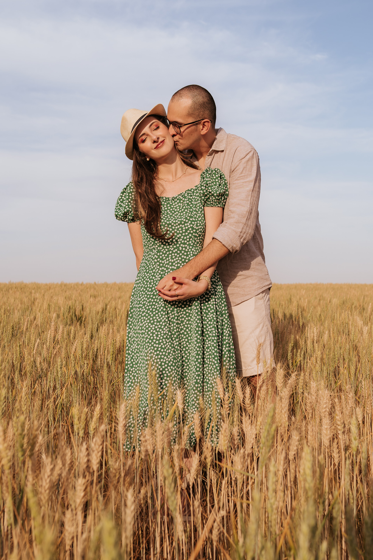 pré-wedding, wedding, ensaio fotográfico, ensaio de foto, ensaio de casal, ensaio fotográfico casal, foto de casal, ensaio externo, ensaio fotográfico em holambra, pré-wedding em holambra, holambra