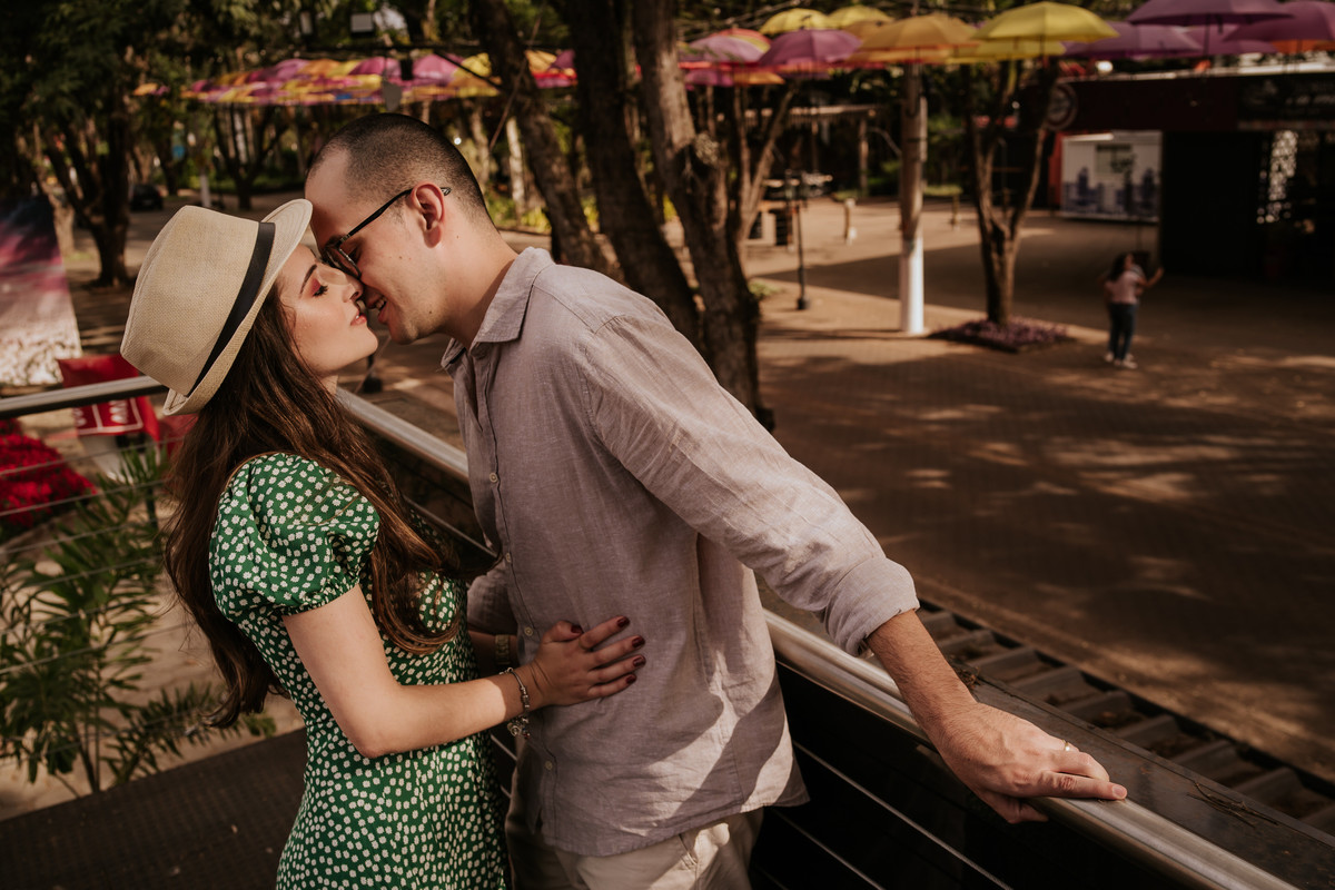 pré-wedding, wedding, ensaio fotográfico, ensaio de foto, ensaio de casal, ensaio fotográfico casal, foto de casal, ensaio externo, ensaio fotográfico em holambra, pré-wedding em holambra, holambra