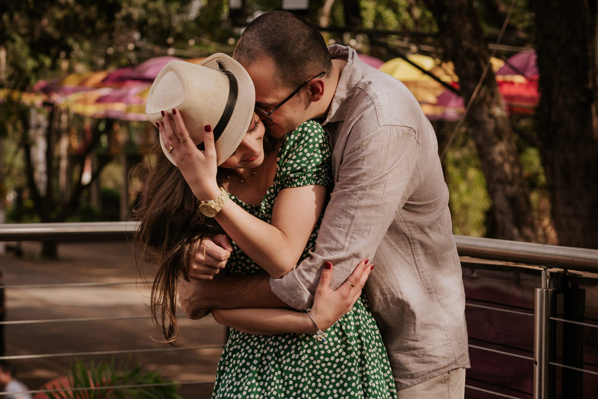 pré-wedding, wedding, ensaio fotográfico, ensaio de foto, ensaio de casal, ensaio fotográfico casal, foto de casal, ensaio externo, ensaio fotográfico em holambra, pré-wedding em holambra, holambra