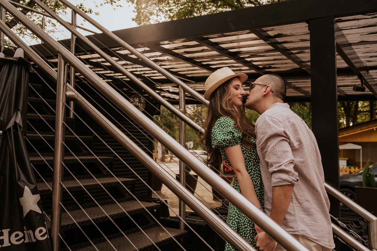 pré-wedding, wedding, ensaio fotográfico, ensaio de foto, ensaio de casal, ensaio fotográfico casal, foto de casal, ensaio externo, ensaio fotográfico em holambra, pré-wedding em holambra, holambra