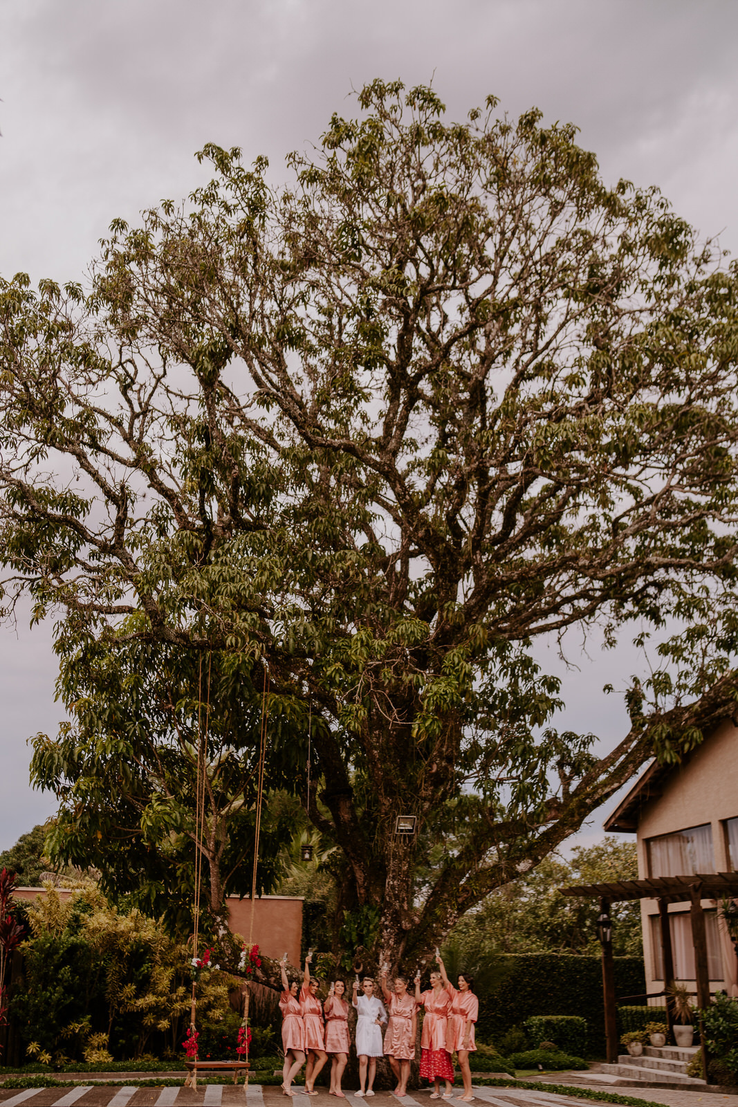 casamento, wedding, noiva, dia da noiva, bride, vestido de noiva, maquiagem de noiva, wedding dress, cerimônia de casamento, dia do noivo, madrinhas, padrinhos, wedding dress, making of, villa lyon, balada de casamento