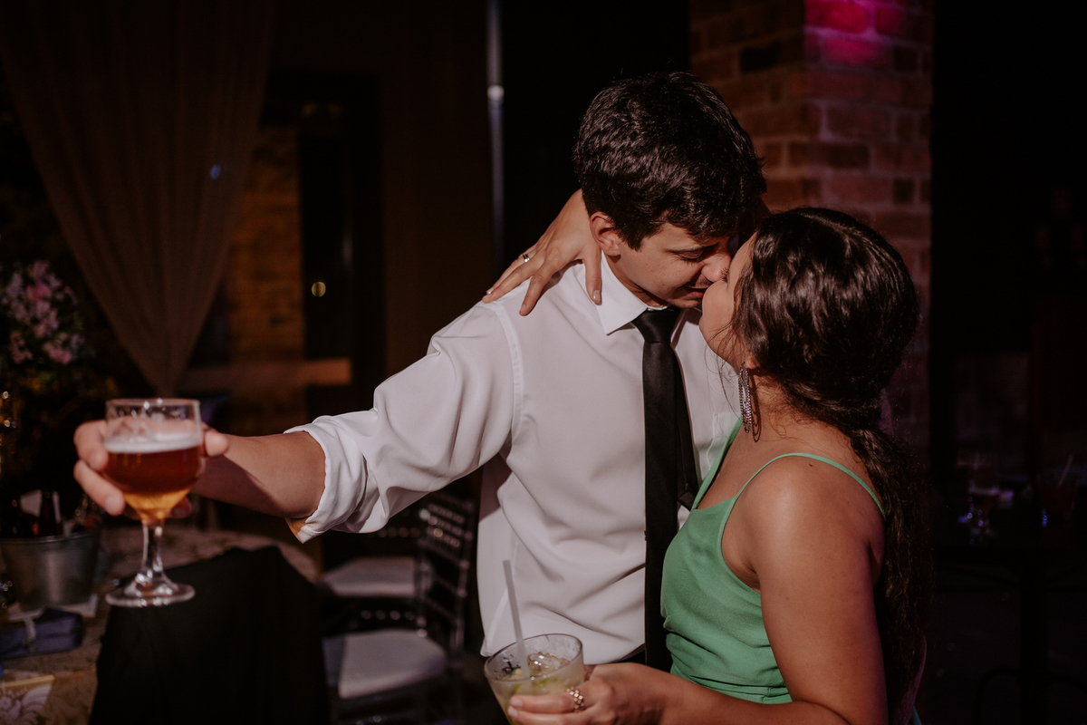 casamento, wedding, noiva, dia da noiva, bride, vestido de noiva, maquiagem de noiva, wedding dress, cerimônia de casamento, dia do noivo, madrinhas, padrinhos, wedding dress, making of, villa lyon, balada de casamento