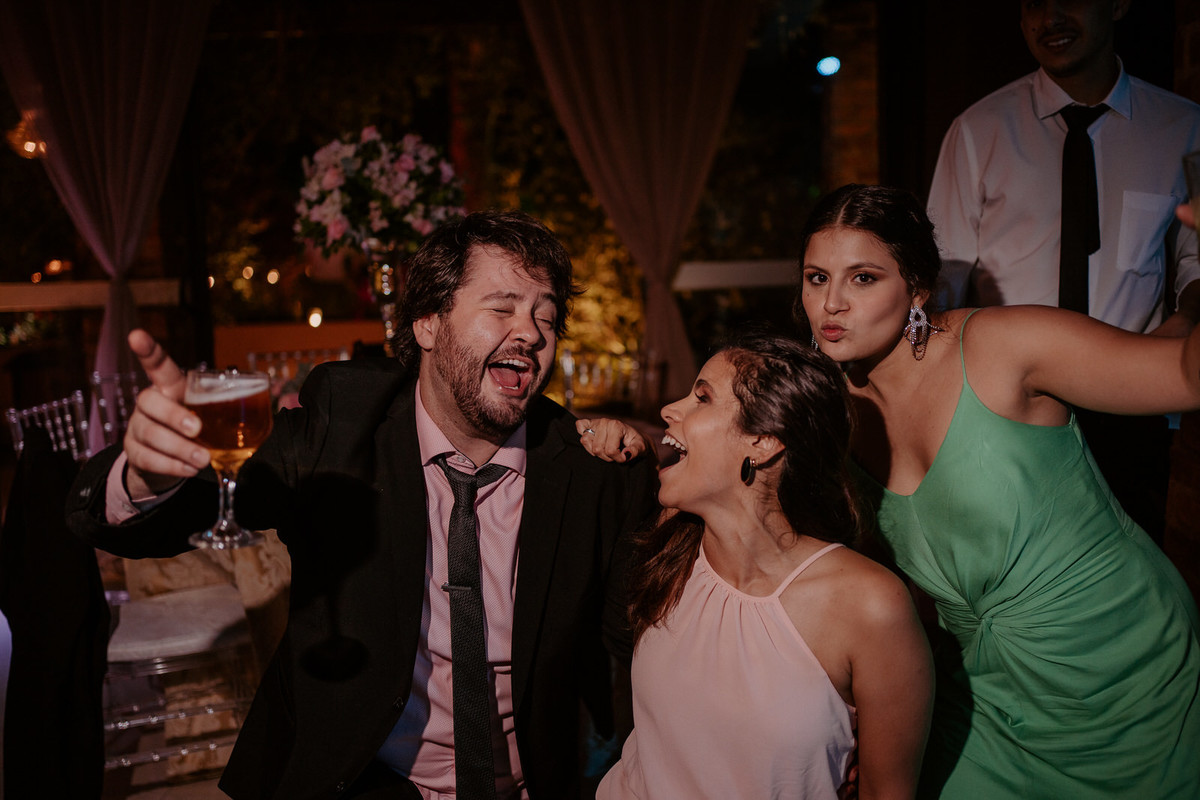 casamento, wedding, noiva, dia da noiva, bride, vestido de noiva, maquiagem de noiva, wedding dress, cerimônia de casamento, dia do noivo, madrinhas, padrinhos, wedding dress, making of, villa lyon, balada de casamento