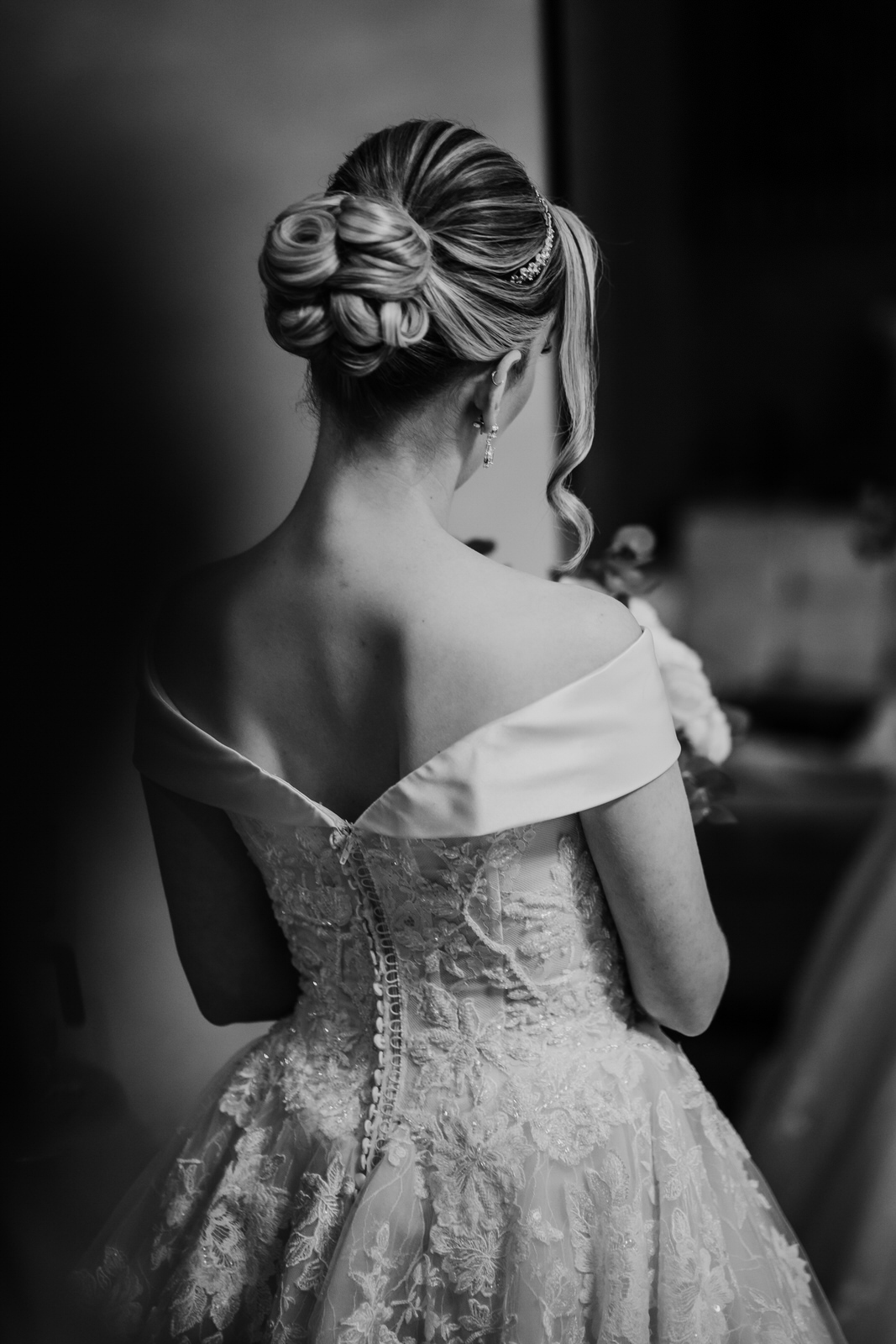 casamento, wedding, noiva, dia da noiva, bride, vestido de noiva, maquiagem de noiva, wedding dress, cerimônia de casamento, dia do noivo, madrinhas, padrinhos, wedding dress, making of, villa lyon, balada de casamento