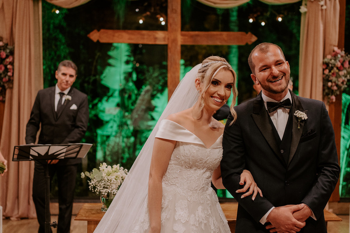 casamento, wedding, noiva, dia da noiva, bride, vestido de noiva, maquiagem de noiva, wedding dress, cerimônia de casamento, dia do noivo, madrinhas, padrinhos, wedding dress, making of, villa lyon, balada de casamento