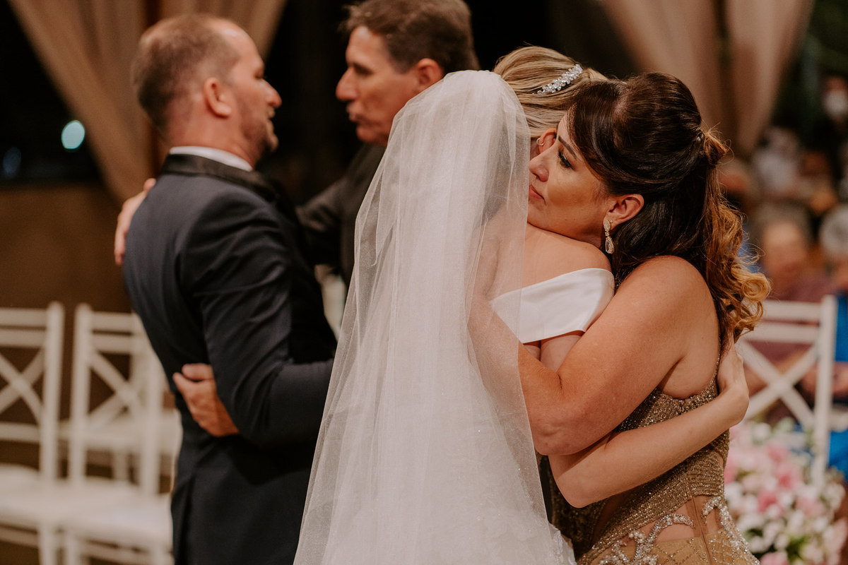 casamento, wedding, noiva, dia da noiva, bride, vestido de noiva, maquiagem de noiva, wedding dress, cerimônia de casamento, dia do noivo, madrinhas, padrinhos, wedding dress, making of, villa lyon, balada de casamento