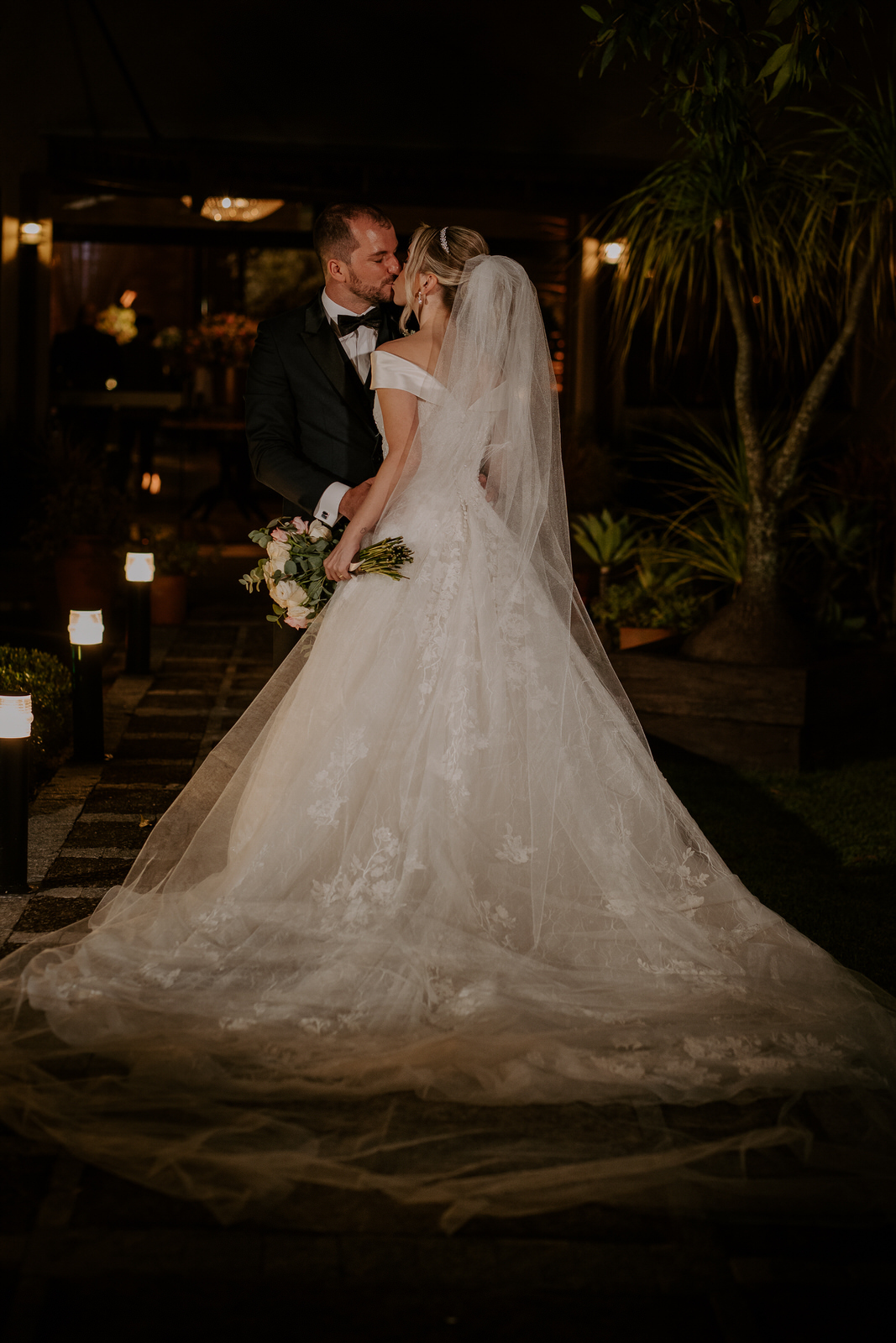 casamento, wedding, noiva, dia da noiva, bride, vestido de noiva, maquiagem de noiva, wedding dress, cerimônia de casamento, dia do noivo, madrinhas, padrinhos, wedding dress, making of, villa lyon, balada de casamento