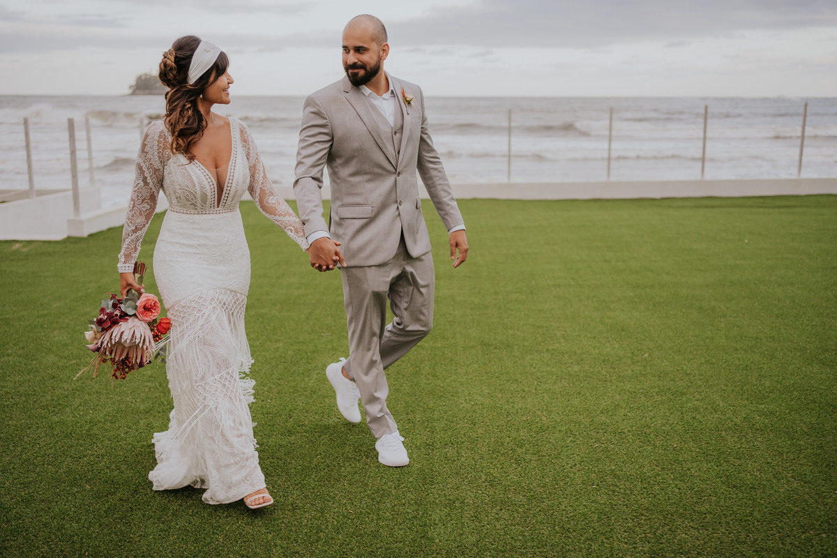 casamento, wedding, noiva, dia da noiva, bride, vestido de noiva, maquiagem de noiva, wedding dress, cerimônia de casamento, dia do noivo, casamento na praia, wedding dress, making of, casa170, balada de casamento, acessório noiva, visagismo para noivos