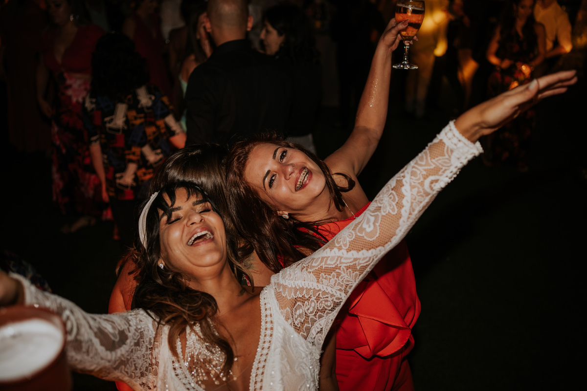 casamento, wedding, noiva, dia da noiva, bride, vestido de noiva, maquiagem de noiva, wedding dress, cerimônia de casamento, dia do noivo, casamento na praia, wedding dress, making of, casa170, balada de casamento, acessório noiva, visagismo para noivos