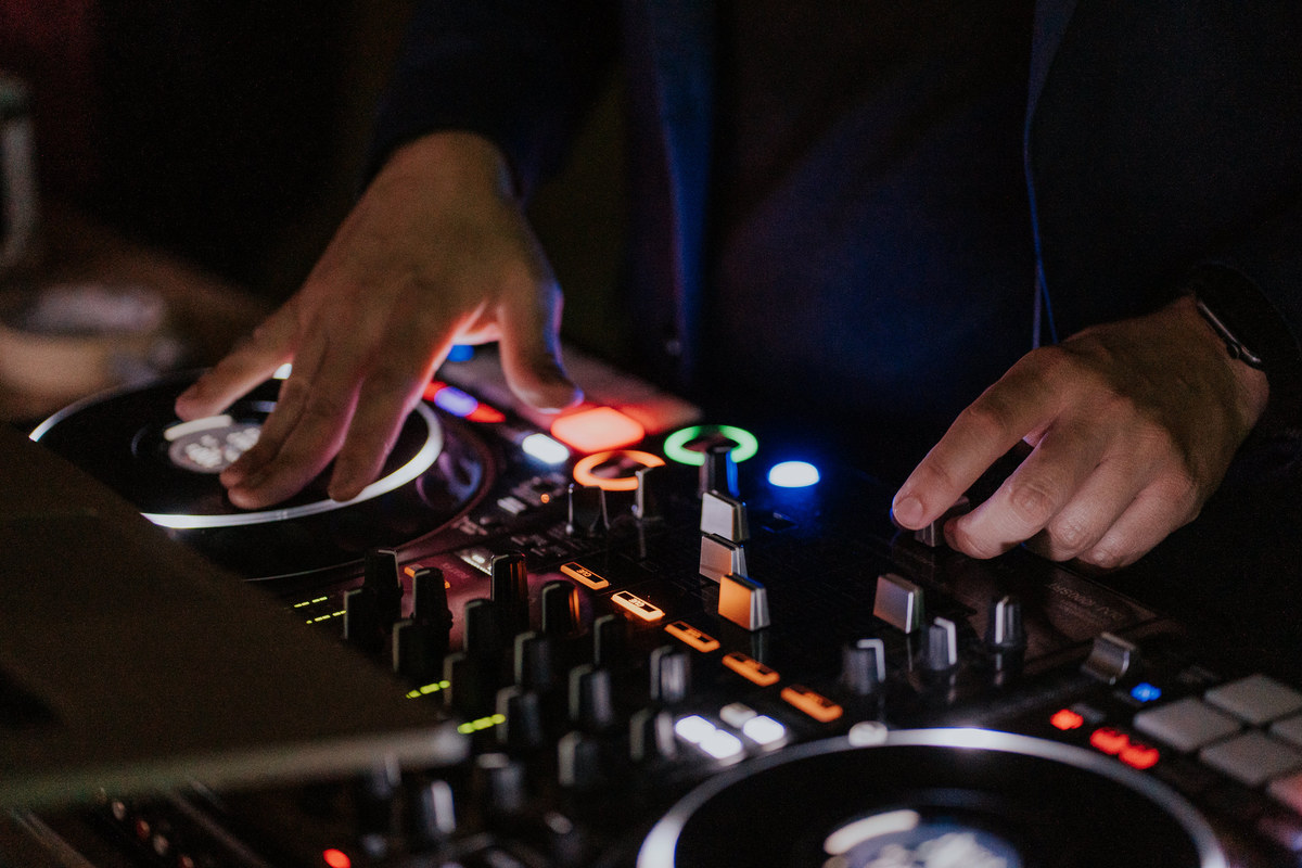 casamento, wedding, noiva, dia da noiva, bride, vestido de noiva, maquiagem de noiva, wedding dress, cerimônia de casamento, dia do noivo, casamento na praia, wedding dress, making of, casa170, balada de casamento, acessório noiva, visagismo para noivos