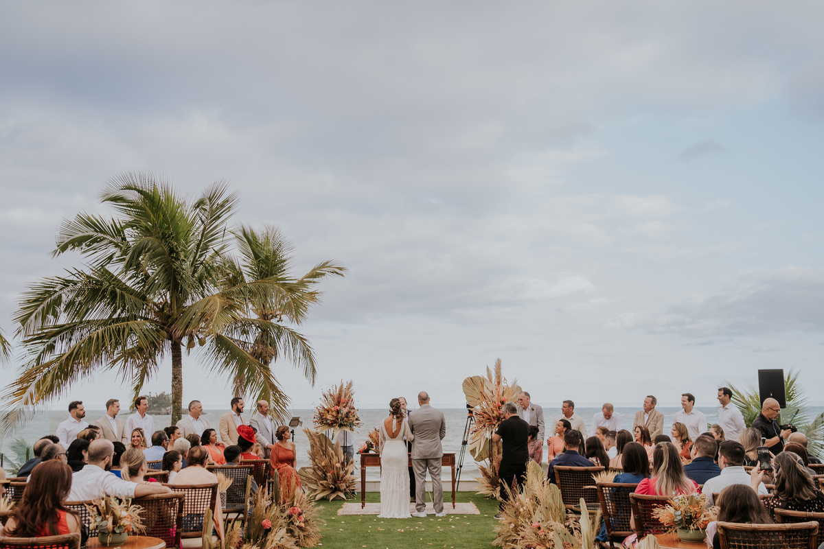 casamento, wedding, noiva, dia da noiva, bride, vestido de noiva, maquiagem de noiva, wedding dress, cerimônia de casamento, dia do noivo, casamento na praia, wedding dress, making of, casa170, balada de casamento, acessório noiva, visagismo para noivos