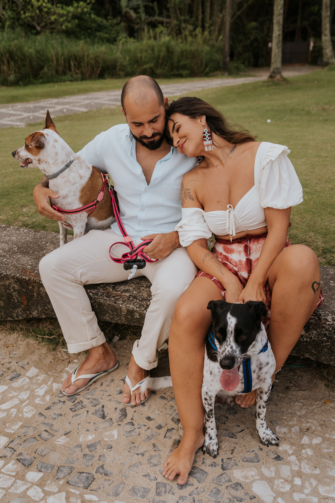 pré-wedding, wedding, ensaio fotográfico, ensaio de foto, ensaio de casal, ensaio fotográfico casal, foto de casal, ensaio externo, ensaio fotográfico na praia, ensaio de família, ensaio de família na praia, fotos de pets