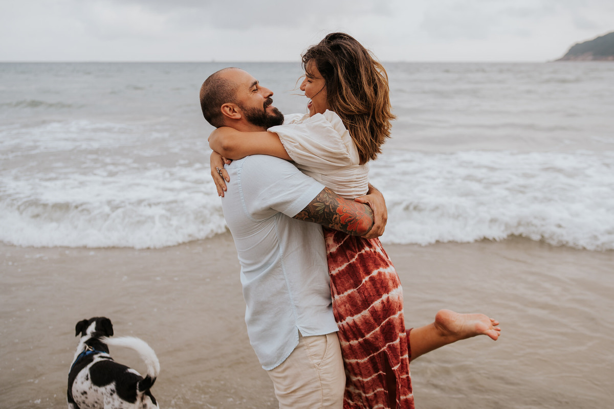 pré-wedding, wedding, ensaio fotográfico, ensaio de foto, ensaio de casal, ensaio fotográfico casal, foto de casal, ensaio externo, ensaio fotográfico na praia, ensaio de família, ensaio de família na praia, fotos de pets
