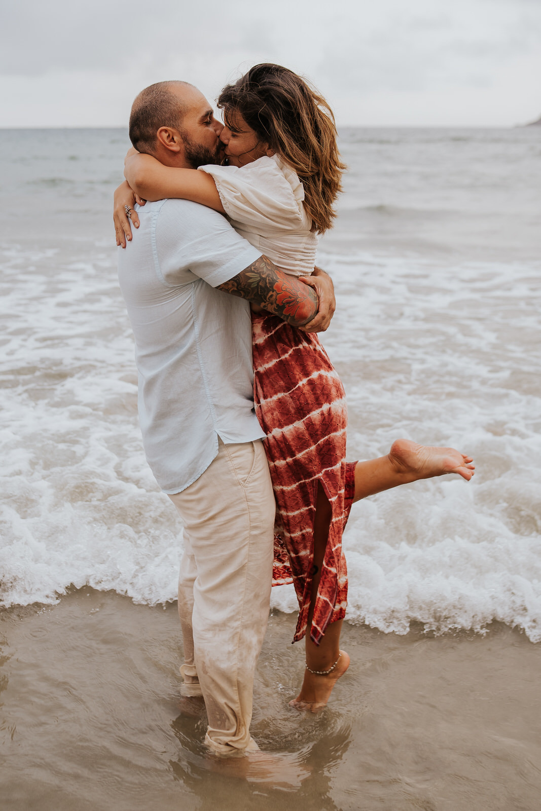 pré-wedding, wedding, ensaio fotográfico, ensaio de foto, ensaio de casal, ensaio fotográfico casal, foto de casal, ensaio externo, ensaio fotográfico na praia, ensaio de família, ensaio de família na praia, fotos de pets