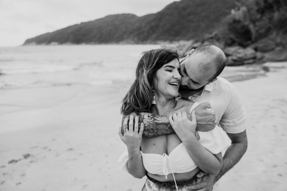 pré-wedding, wedding, ensaio fotográfico, ensaio de foto, ensaio de casal, ensaio fotográfico casal, foto de casal, ensaio externo, ensaio fotográfico na praia, ensaio de família, ensaio de família na praia, fotos de pets