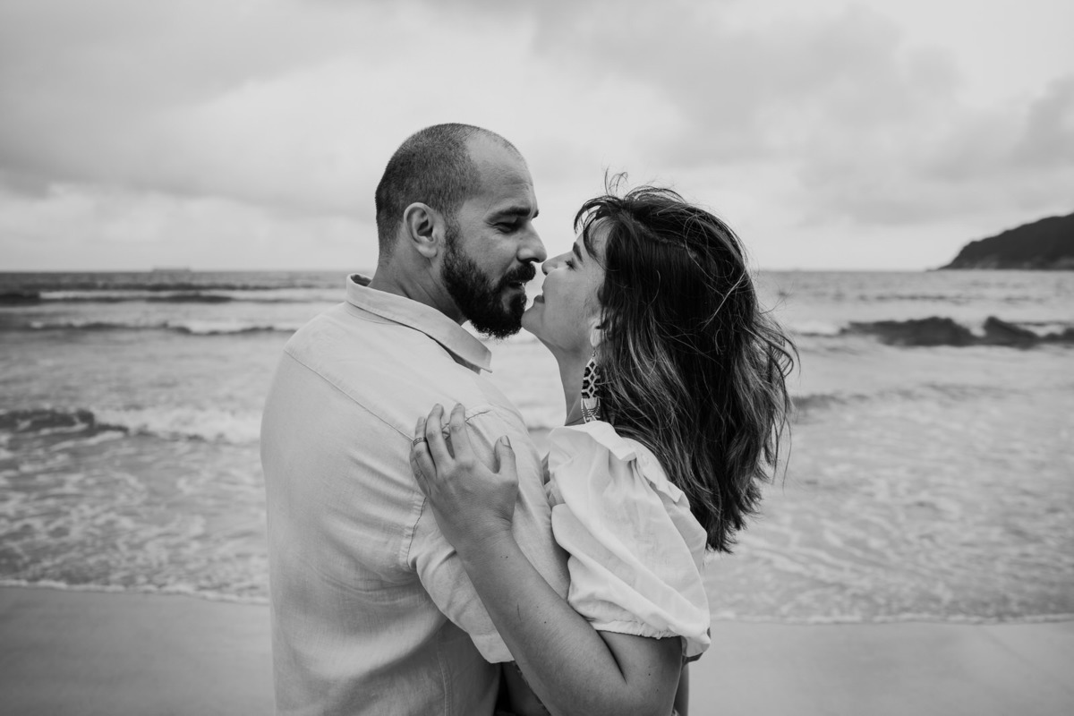 pré-wedding, wedding, ensaio fotográfico, ensaio de foto, ensaio de casal, ensaio fotográfico casal, foto de casal, ensaio externo, ensaio fotográfico na praia, ensaio de família, ensaio de família na praia, fotos de pets