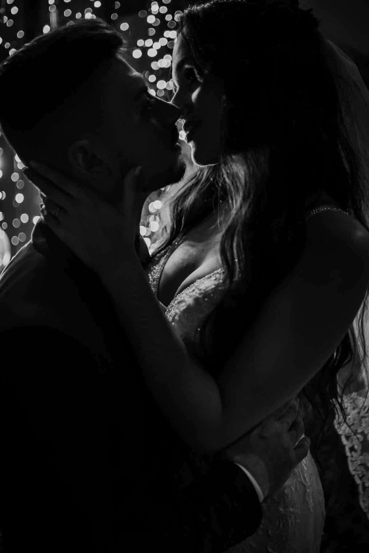 casamento, wedding, noiva, dia da noiva, bride, vestido de noiva, maquiagem de noiva, wedding dress, cerimônia de casamento, dia do noivo, wedding dress, making of, balada de casamento