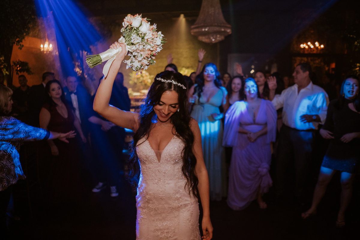 casamento, wedding, noiva, dia da noiva, bride, vestido de noiva, maquiagem de noiva, wedding dress, cerimônia de casamento, dia do noivo, wedding dress, making of, balada de casamento