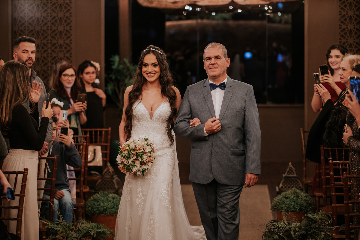 casamento, wedding, noiva, dia da noiva, bride, vestido de noiva, maquiagem de noiva, wedding dress, cerimônia de casamento, dia do noivo, wedding dress, making of, balada de casamento