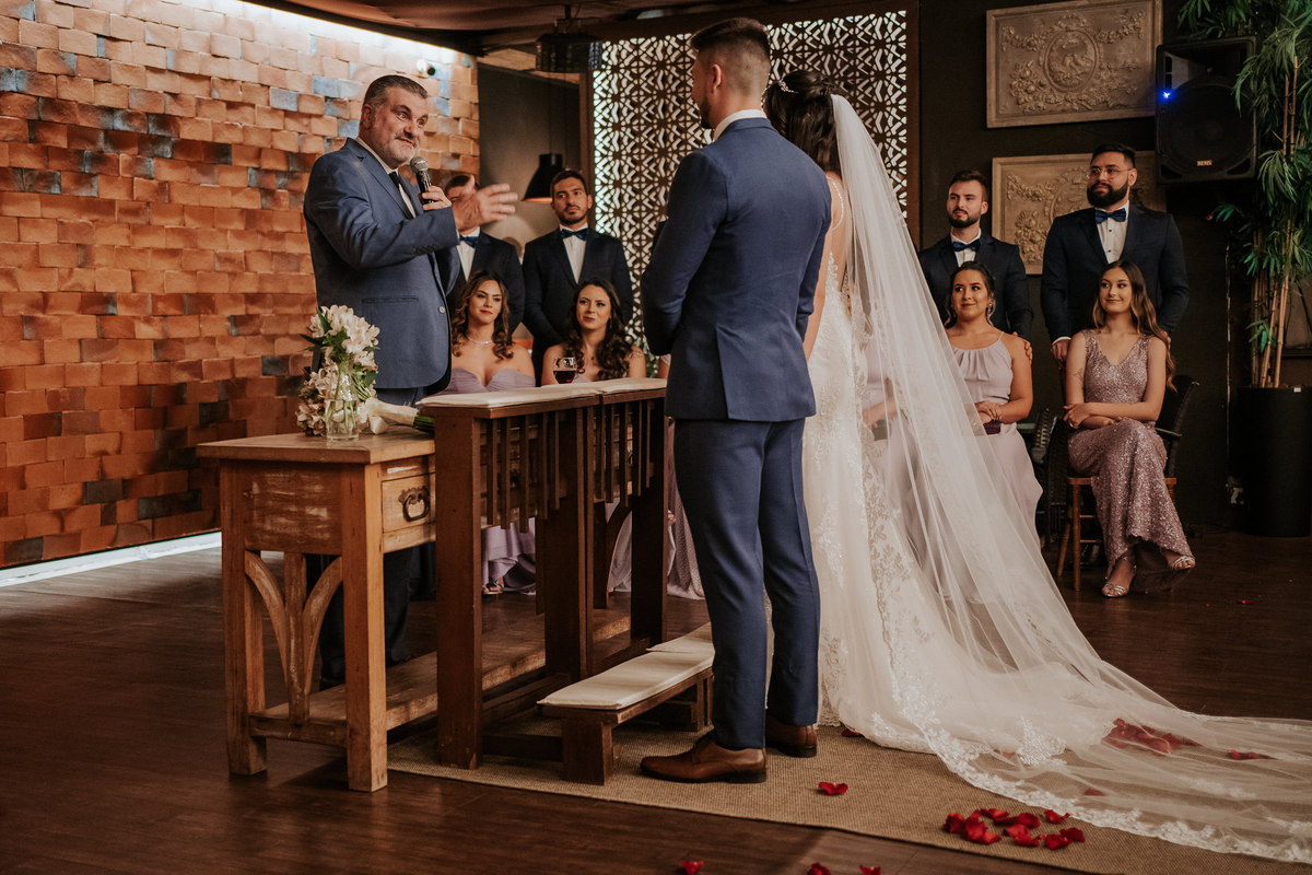 casamento, wedding, noiva, dia da noiva, bride, vestido de noiva, maquiagem de noiva, wedding dress, cerimônia de casamento, dia do noivo, wedding dress, making of, balada de casamento