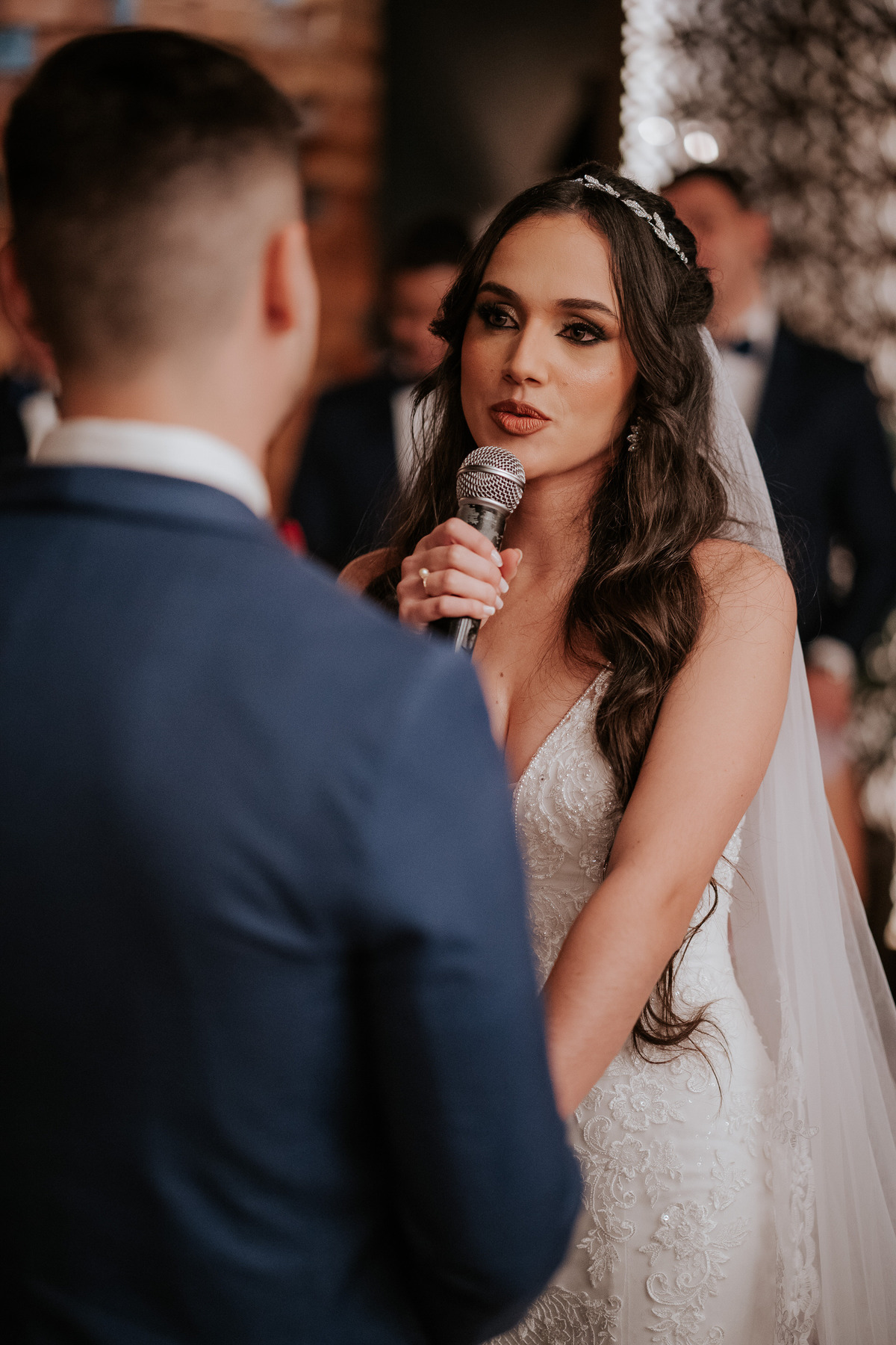 casamento, wedding, noiva, dia da noiva, bride, vestido de noiva, maquiagem de noiva, wedding dress, cerimônia de casamento, dia do noivo, wedding dress, making of, balada de casamento