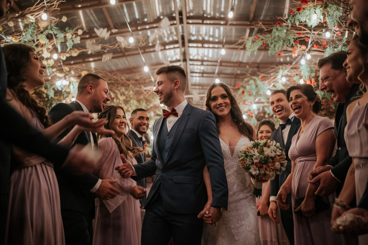 casamento, wedding, noiva, dia da noiva, bride, vestido de noiva, maquiagem de noiva, wedding dress, cerimônia de casamento, dia do noivo, wedding dress, making of, balada de casamento