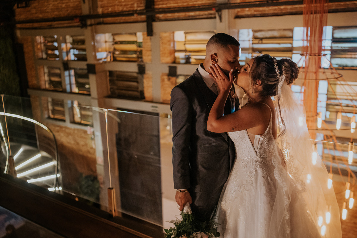 casamento, wedding, noiva, dia da noiva, bride, vestido de noiva, maquiagem de noiva, wedding dress, cerimônia de casamento, dia do noivo, madrinhas, padrinhos, wedding dress, making of, estacao 840, balada de casamento