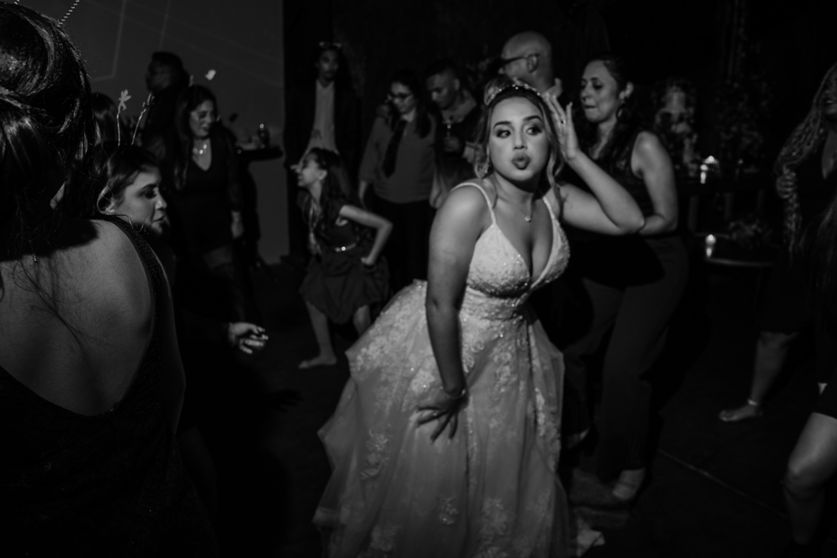 casamento, wedding, noiva, dia da noiva, bride, vestido de noiva, maquiagem de noiva, wedding dress, cerimônia de casamento, dia do noivo, madrinhas, padrinhos, wedding dress, making of, estacao 840, balada de casamento