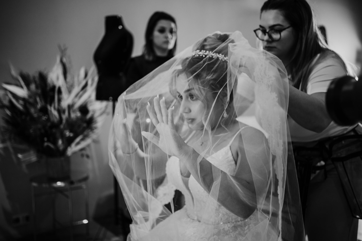 casamento, wedding, noiva, dia da noiva, bride, vestido de noiva, maquiagem de noiva, wedding dress, cerimônia de casamento, dia do noivo, madrinhas, padrinhos, wedding dress, making of, estacao 840, balada de casamento