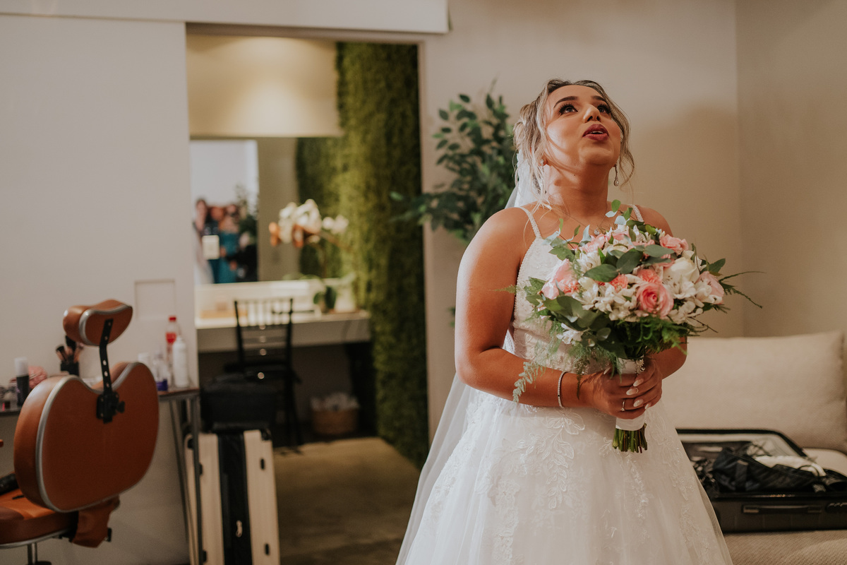 casamento, wedding, noiva, dia da noiva, bride, vestido de noiva, maquiagem de noiva, wedding dress, cerimônia de casamento, dia do noivo, madrinhas, padrinhos, wedding dress, making of, estacao 840, balada de casamento