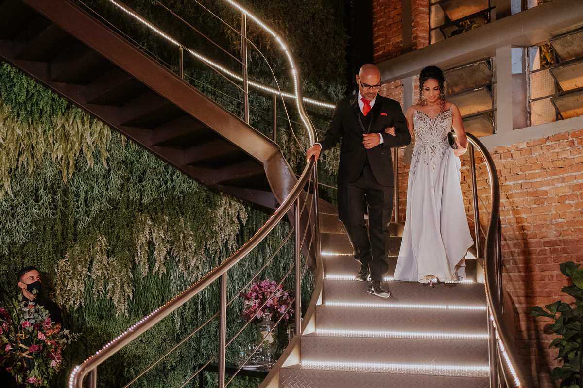 casamento, wedding, noiva, dia da noiva, bride, vestido de noiva, maquiagem de noiva, wedding dress, cerimônia de casamento, dia do noivo, madrinhas, padrinhos, wedding dress, making of, estacao 840, balada de casamento