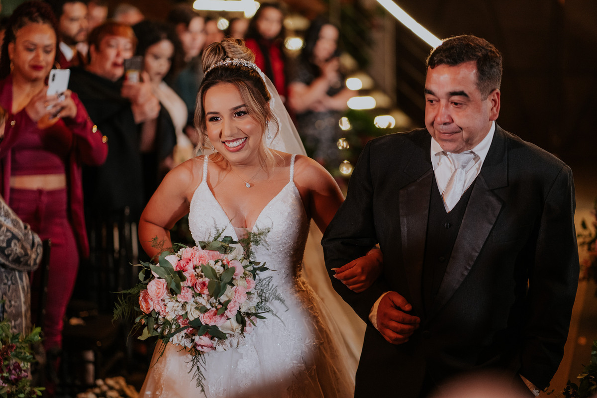 casamento, wedding, noiva, dia da noiva, bride, vestido de noiva, maquiagem de noiva, wedding dress, cerimônia de casamento, dia do noivo, madrinhas, padrinhos, wedding dress, making of, estacao 840, balada de casamento