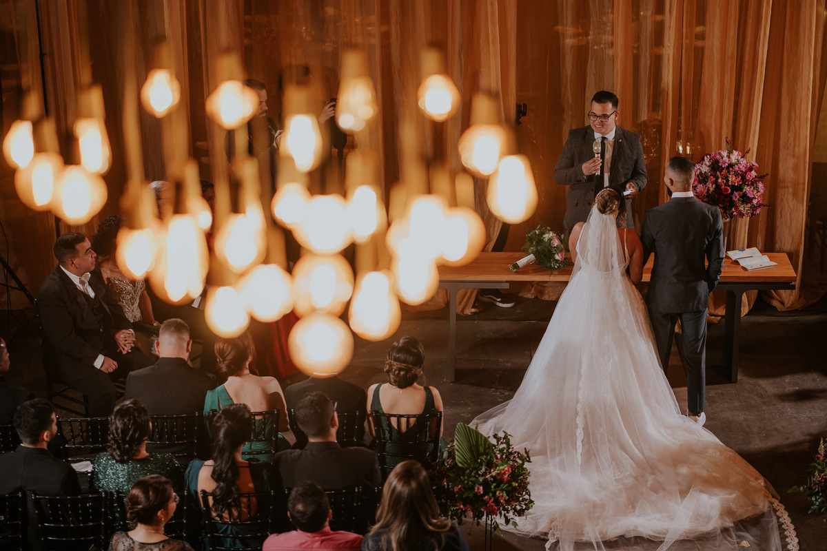 casamento, wedding, noiva, dia da noiva, bride, vestido de noiva, maquiagem de noiva, wedding dress, cerimônia de casamento, dia do noivo, madrinhas, padrinhos, wedding dress, making of, estacao 840, balada de casamento