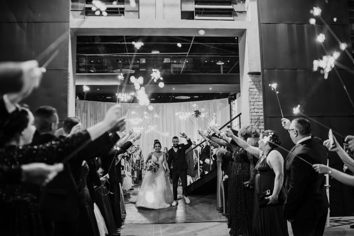 casamento, wedding, noiva, dia da noiva, bride, vestido de noiva, maquiagem de noiva, wedding dress, cerimônia de casamento, dia do noivo, madrinhas, padrinhos, wedding dress, making of, estacao 840, balada de casamento