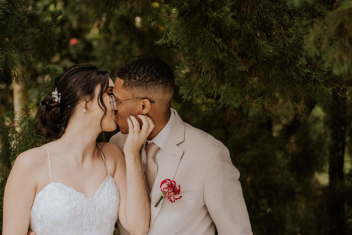 casamento, wedding, casamento no campo, casamento ao ar livre, cerimônia externa, dia da noiva, dia do noiva, casamento emocionante, dress, bride, wedding dresses, vestido de noiva, casamento interracial