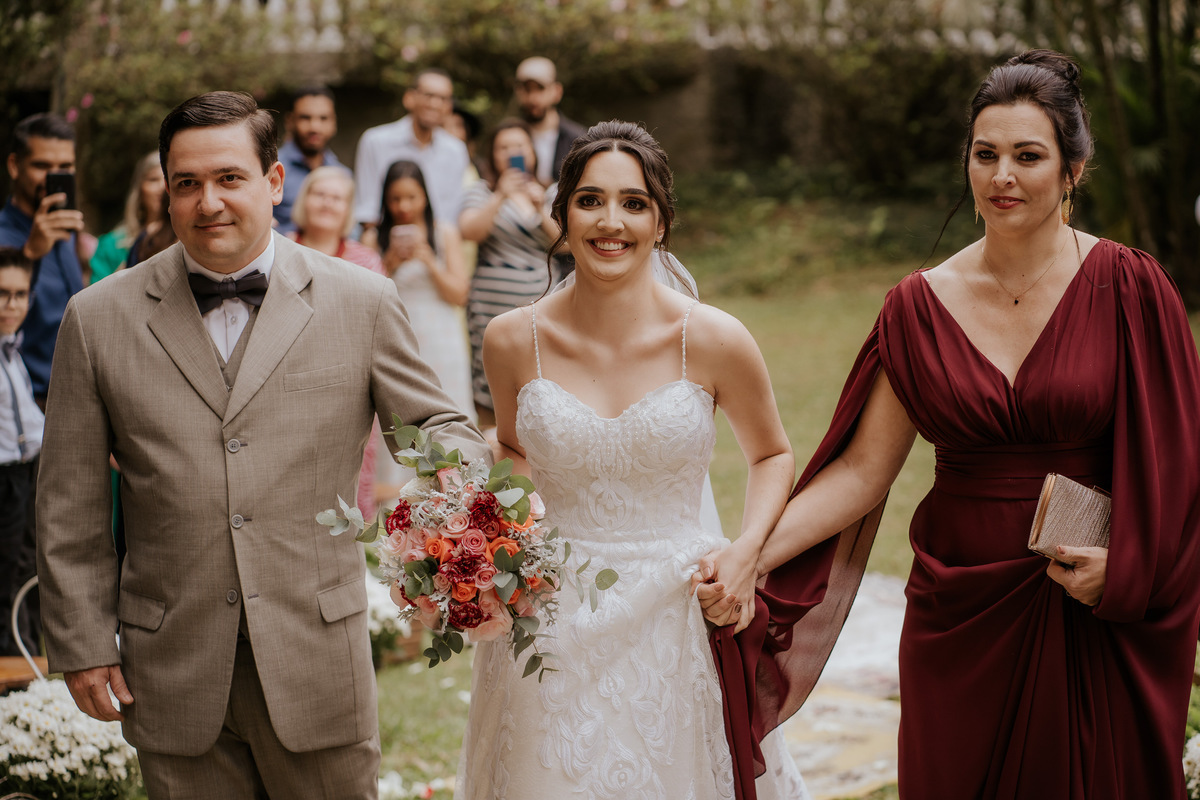 casamento, wedding, casamento no campo, casamento ao ar livre, cerimônia externa, dia da noiva, dia do noiva, casamento emocionante, dress, bride, wedding dresses, vestido de noiva, casamento interracial