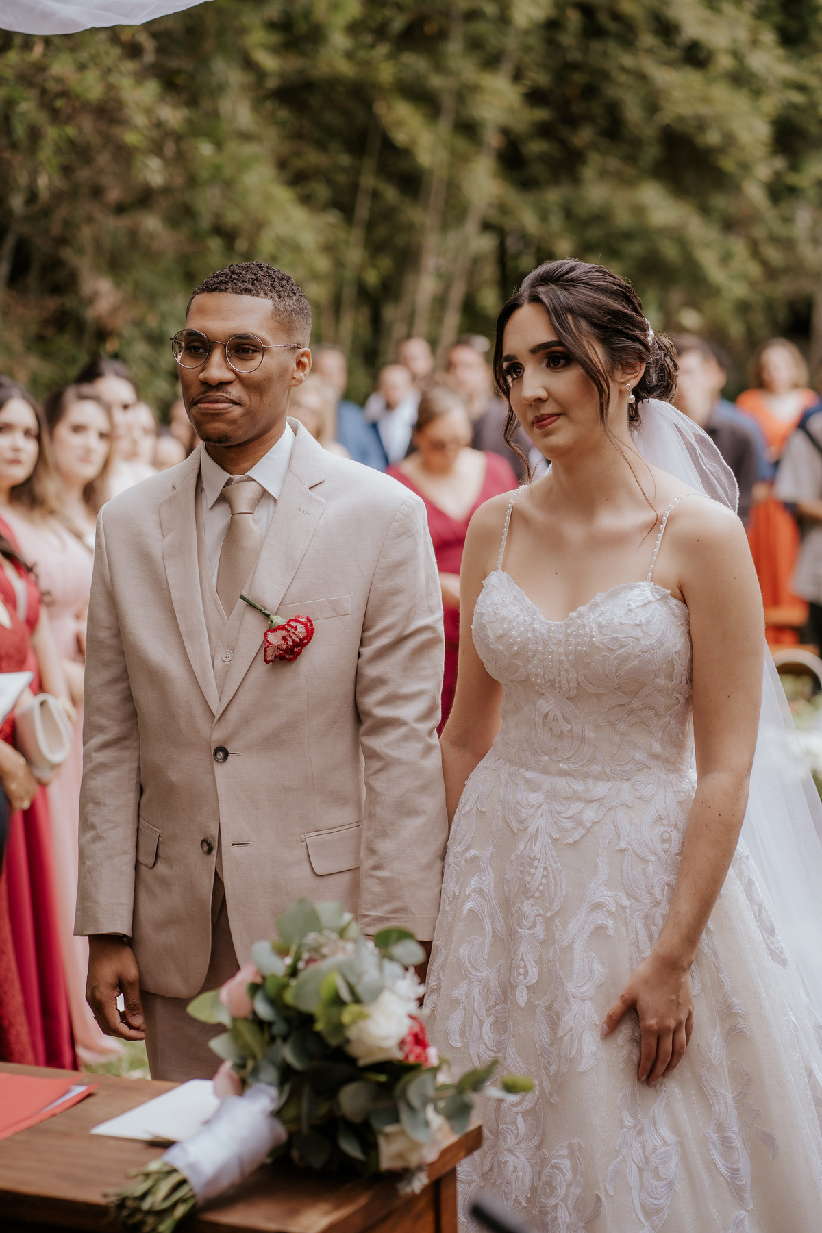 casamento, wedding, casamento no campo, casamento ao ar livre, cerimônia externa, dia da noiva, dia do noiva, casamento emocionante, dress, bride, wedding dresses, vestido de noiva, casamento interracial