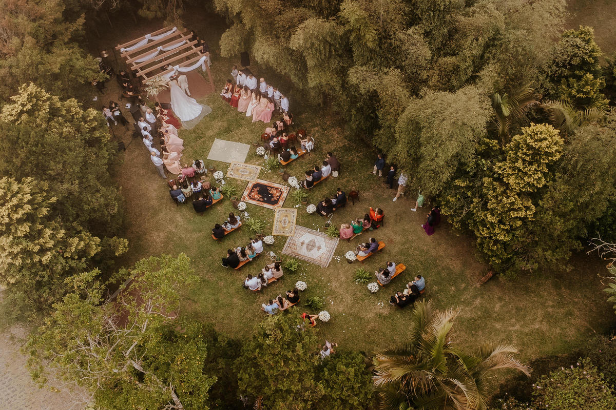 casamento, wedding, casamento no campo, casamento ao ar livre, cerimônia externa, dia da noiva, dia do noiva, casamento emocionante, dress, bride, wedding dresses, vestido de noiva, casamento interracial