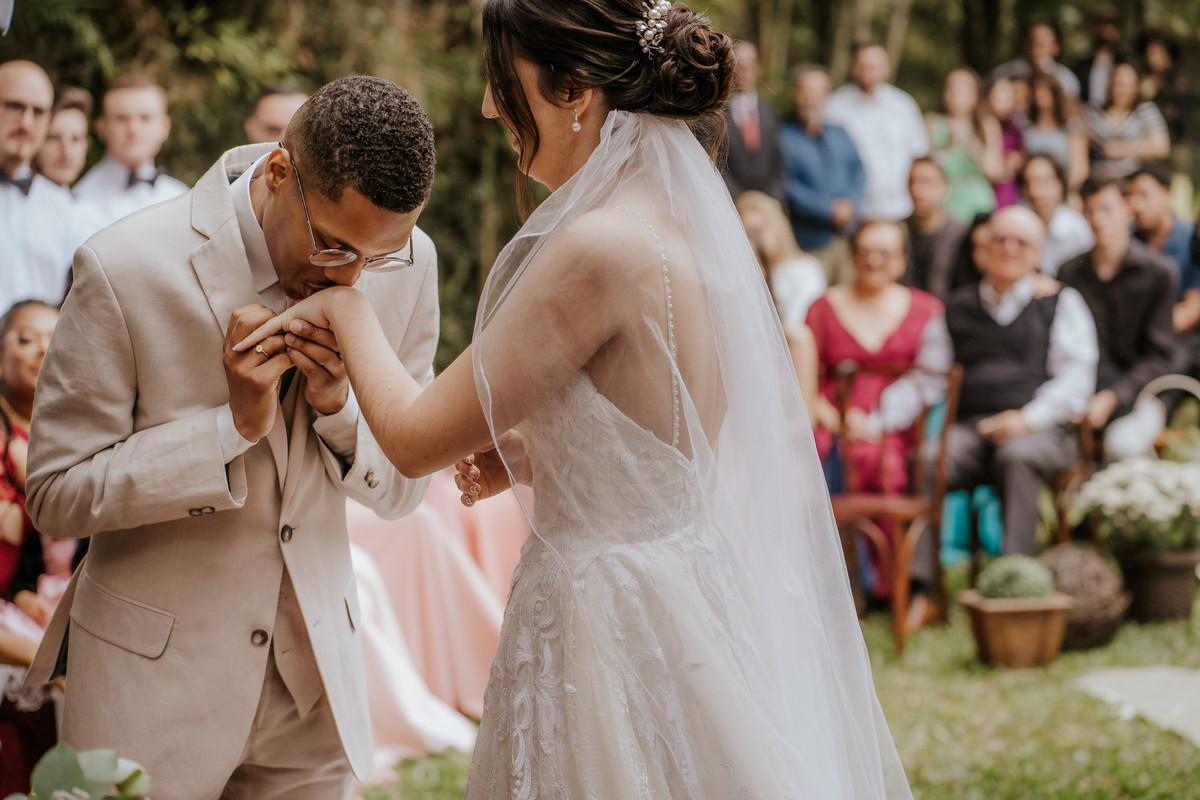 casamento, wedding, casamento no campo, casamento ao ar livre, cerimônia externa, dia da noiva, dia do noiva, casamento emocionante, dress, bride, wedding dresses, vestido de noiva, casamento interracial