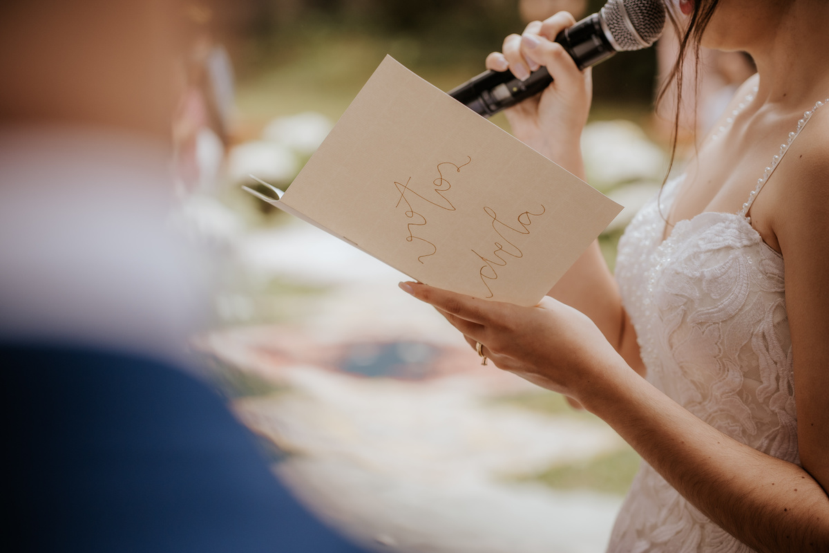 casamento, wedding, casamento no campo, casamento ao ar livre, cerimônia externa, dia da noiva, dia do noiva, casamento emocionante, dress, bride, wedding dresses, vestido de noiva, casamento interracial