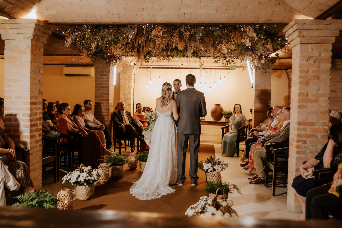 wedding, mini wedding, casamento, recepção em restaurante, casamento em restaurante, cerimômia em restaurante, veridiana pizzaria, bride, wedding bride, dia da noiva