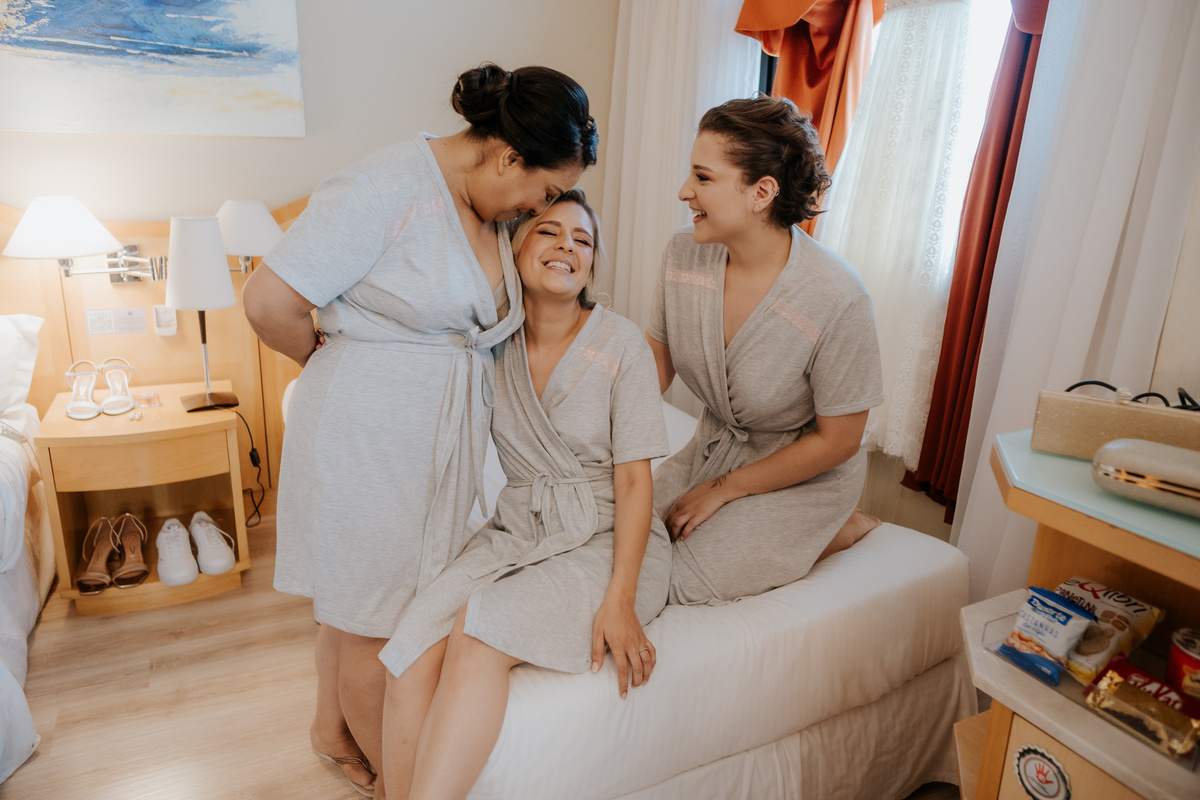 wedding, mini wedding, casamento, recepção em restaurante, casamento em restaurante, cerimômia em restaurante, veridiana pizzaria, bride, wedding bride, dia da noiva