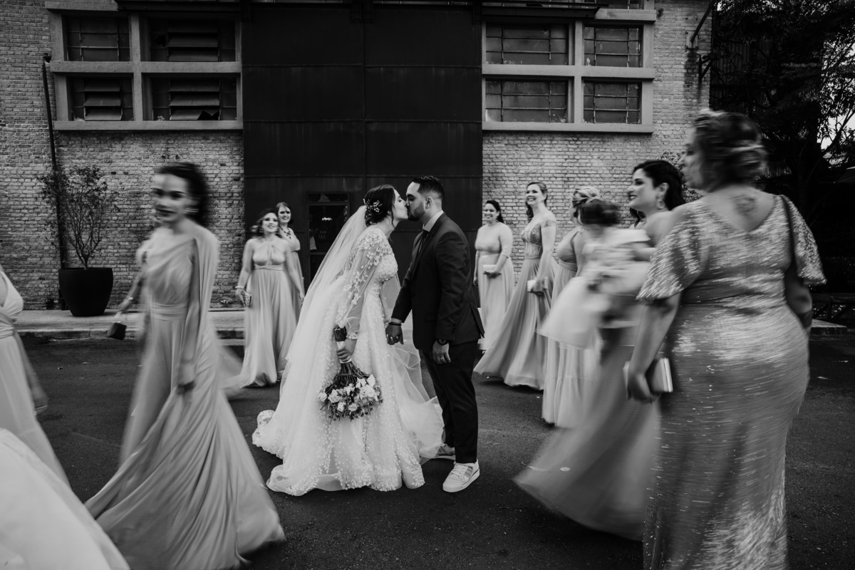 wedding, casamento, pre-wedding, pré-wedding, cerimônia religiosa, cerimônia em buffet, casamento em buffet, ensaio pós-casamento, ensaio industrial, fotos de noivos, noivos, estação 840, noivos cenário industrial