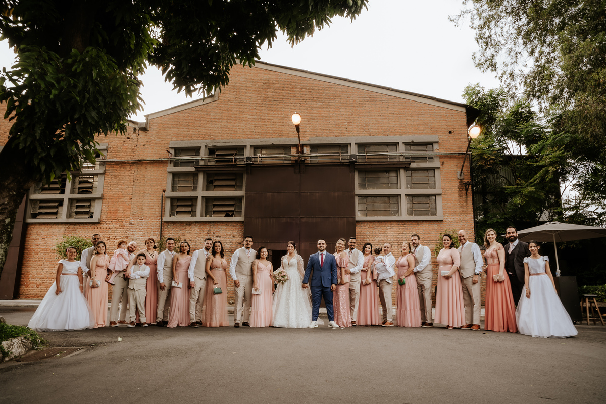 wedding, casamento, pre-wedding, pré-wedding, cerimônia religiosa, cerimônia em buffet, casamento em buffet, ensaio pós-casamento, ensaio industrial, fotos de noivos, noivos, estação 840, noivos cenário industrial